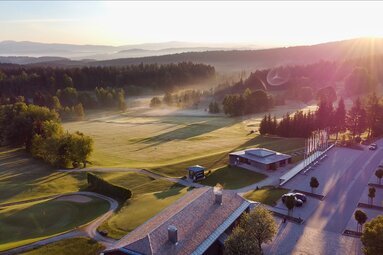 Vogelperspektive des Golfplatzes | © Deggendorfer Golfclub