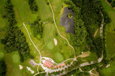 Vogelperspektive auf die Golfanlage. | © Golfpark Oberzwieselau